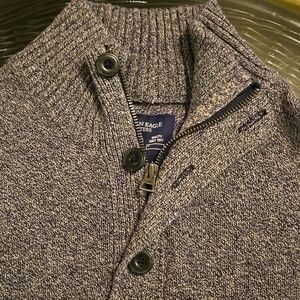 American Eagle men's 1/4 zip sweater in grey size M